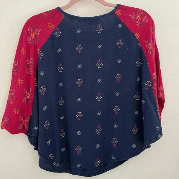 Tavisha Women’s Boho Top Medium Crop Blue/Fuschia Beaded Festival Hippie Casual - Picture 2 of 12